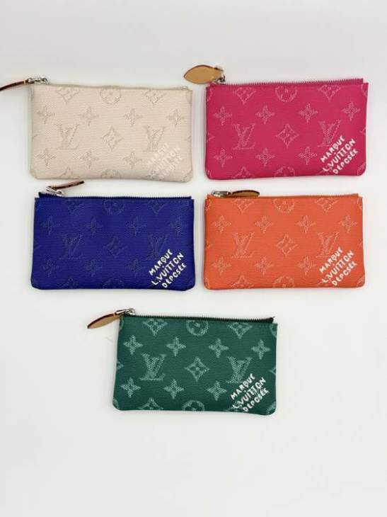 Picture of Louis Vuitton Wallets _SKUfw228187741fw